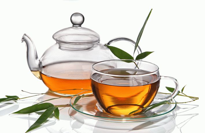 Не рекомендуется горячим и натощак: врачи рассказали про 8 способов, как нельзя пить чай