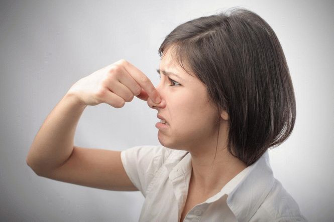 Ученые рассказали, как избавиться от неприятного запаха изо рта