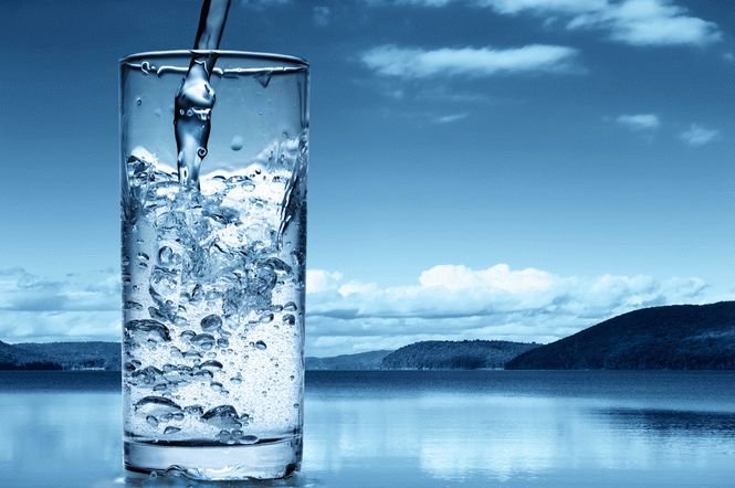 Почему так важно пить много воды