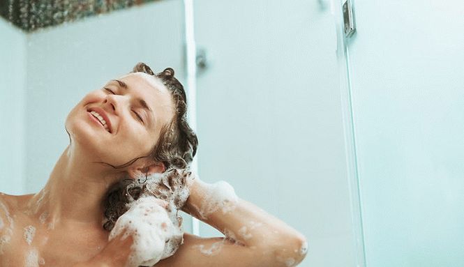 Эксперты: принимать душ каждый день — плохая идея