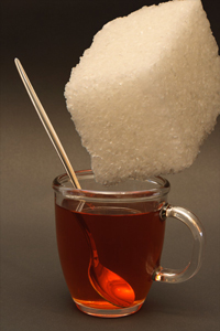 Почему нужно перестать класть сахар в чай