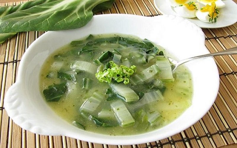 Домашний суп из сельдерея: уникальный рецепт от лишних килограммов и слабости в холодную пору