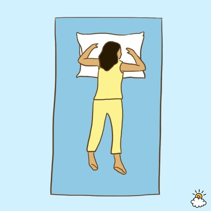 Сон как могучее средство борьбы с недугами: 9 целительных поз