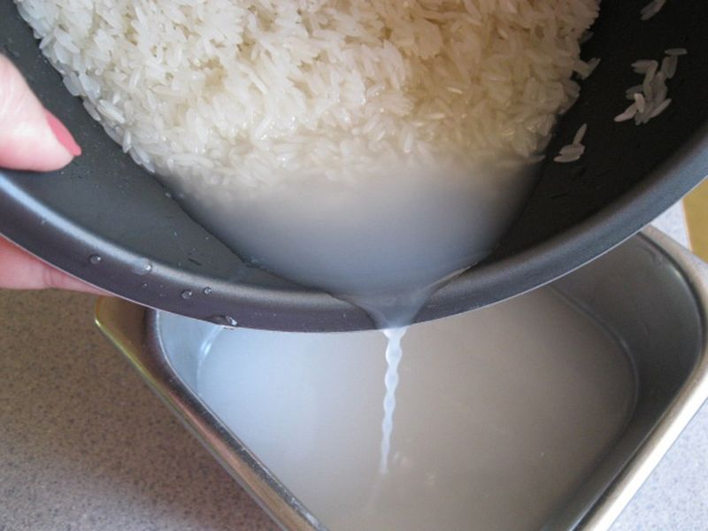 Предотвращает рак и делает кожу чистой: 7 удивительных причин регулярно пить рисовый отвар