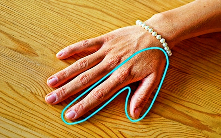 О каких проблемах со здоровьем могут рассказать ваши руки и ногти