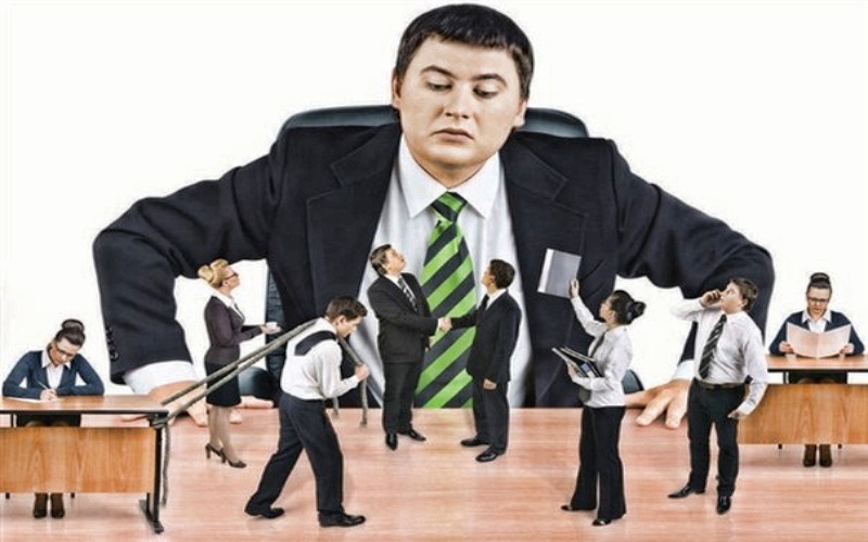 Как правильно "облизать" начальника: исправляем речь для уверенности в себе в общении с руководством