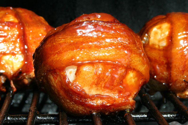 Луково-мясные шарики барбекю: оригинальное блюдо-диковинка для праздничного стола