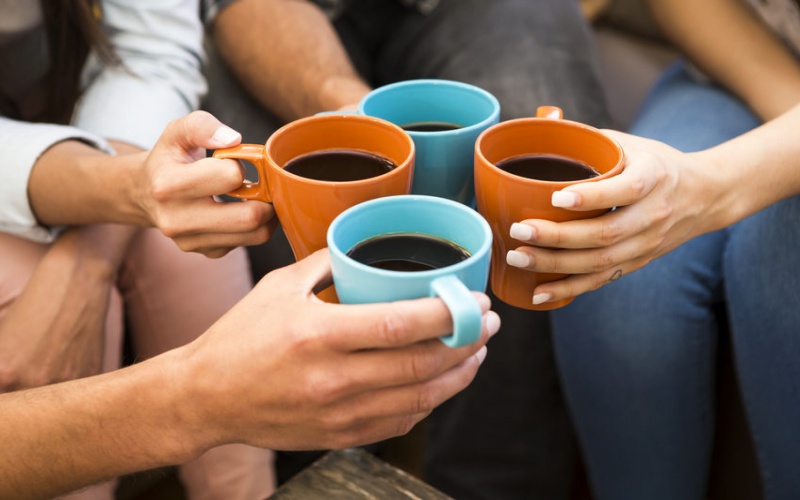 Радостная весть для всех кофеманов: ученые дали свой вердикт привычке пить кофе по утрам
