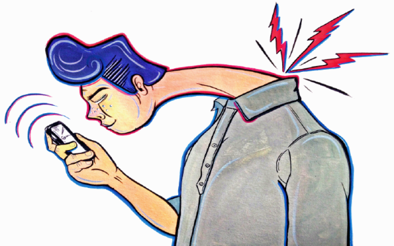 "Текстовая шея" — новая серьезная болячка любителей телефонов