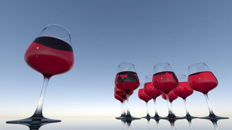 Ученые выяснили, сколько бокалов вина за один раз полезно для сердца