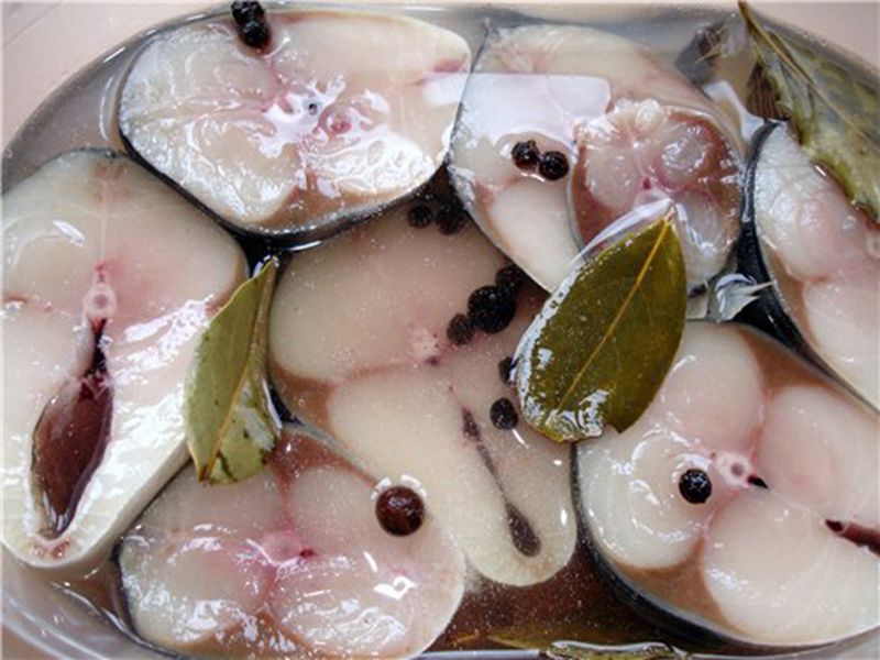 Маринад для рыбы с уксусом: рецепт маринованной скумбрии с морской солью