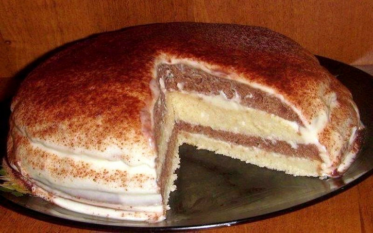 Восхитительный торт на кефире: вкусный рецепт простого лакомства