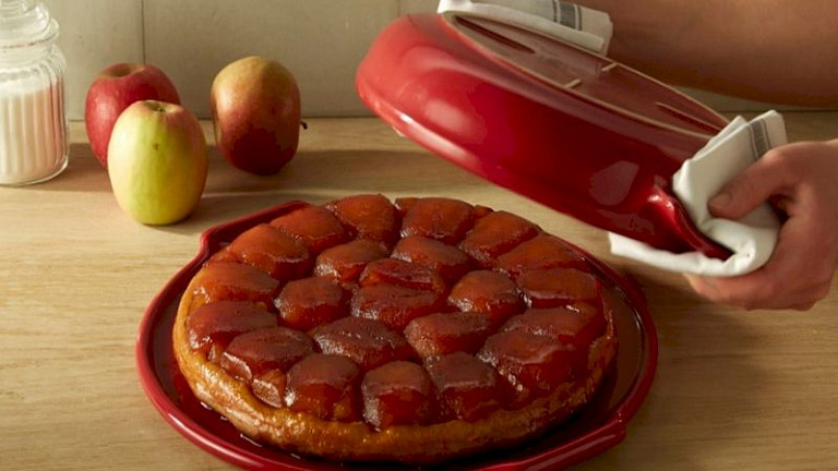 Сочный тарт Татен с яблоками в карамельной корочке: готовим французский пирог без хлопот