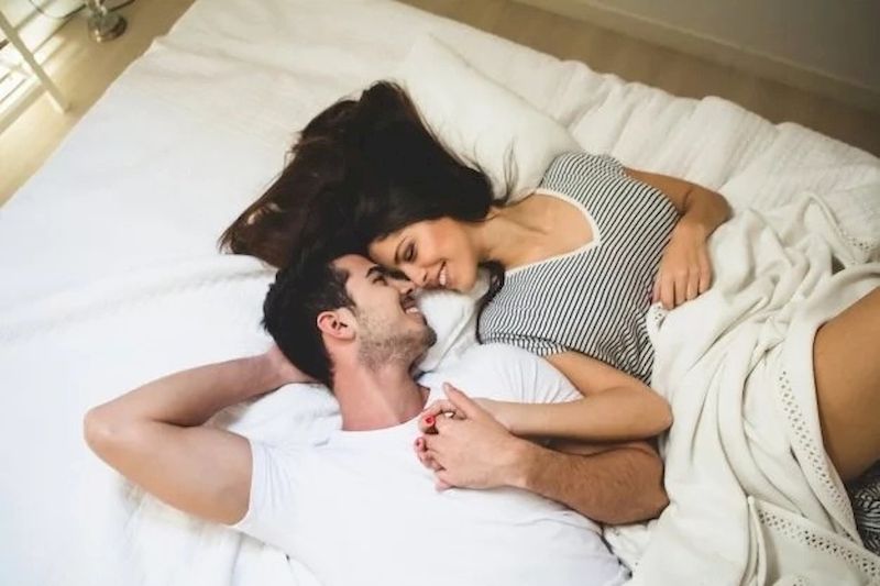 То, как вы спите, может многое рассказать о ваших отношениях