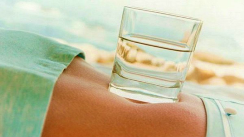 С водой к стройной фигуре: как правильно пить воду для похудения