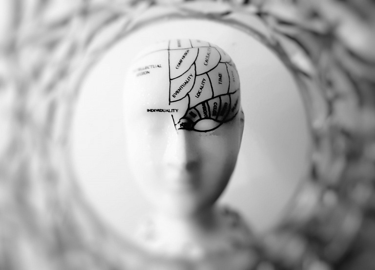 Английские ученые выяснили, какая головная боль указывает на опухоль мозга