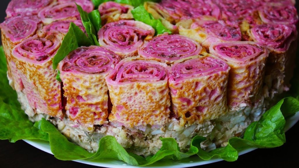 Блинный салат на праздник "Букет роз": так когда-то готовили только богини