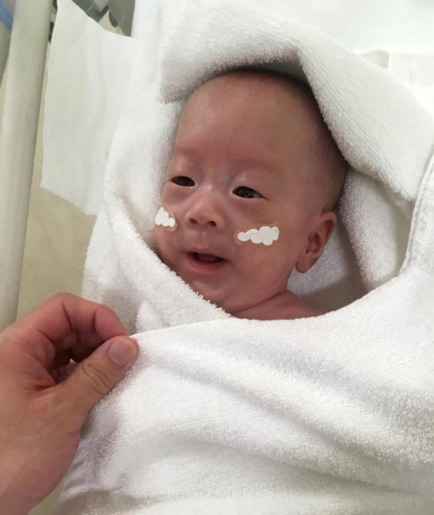 Этот малыш весил чуть больше 200 граммов, когда родился, но врачи сделали невозможное
