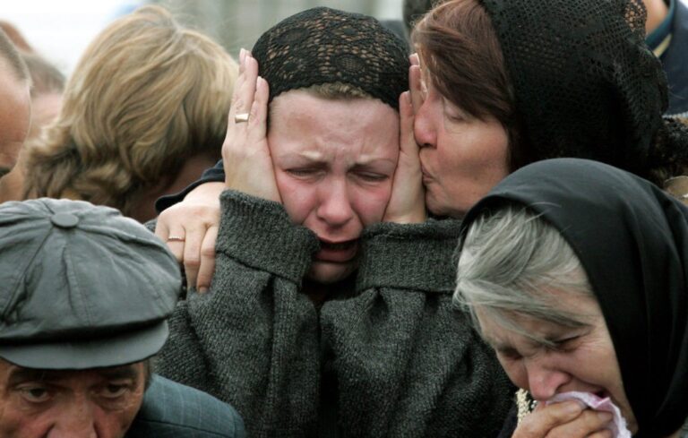 A little Boy Was Already Blue in the Coffin… Then a Whistle Broke the Silence – and Everyone Collapsed!